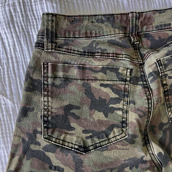 Tripp NYC Men’s Camo Skinny Jeans Size 28 Green Camouflage Punk Streetwear - Picture 7 of 7